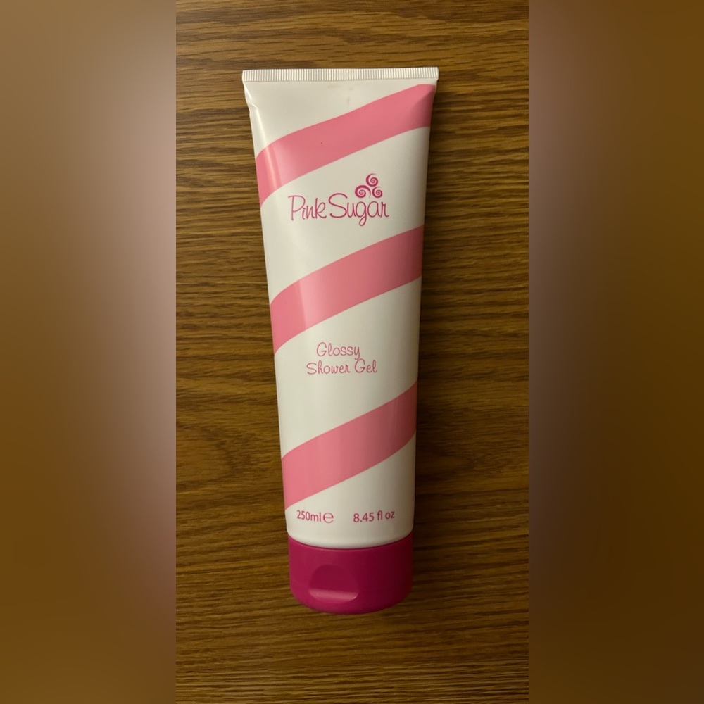 Pink Sugar glossy shower gel